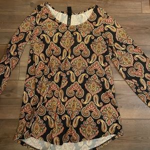 Agnes and Dora balloon sleeve tunic